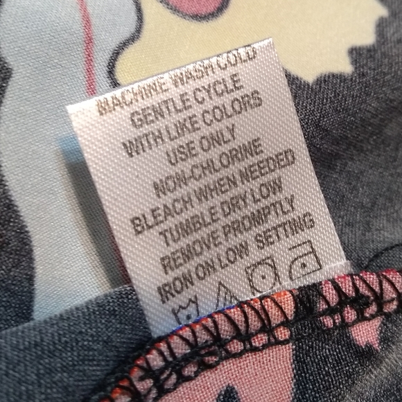 *HOST PICK* NWT Sunny Leigh Size 1X Brightly Coloured Pullover Shirt, Sh… - Picture 8 of 10